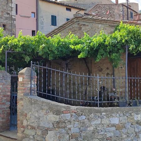 Villa La Casina di Nonna Lola Castiglione dʼOrcia Esterno foto