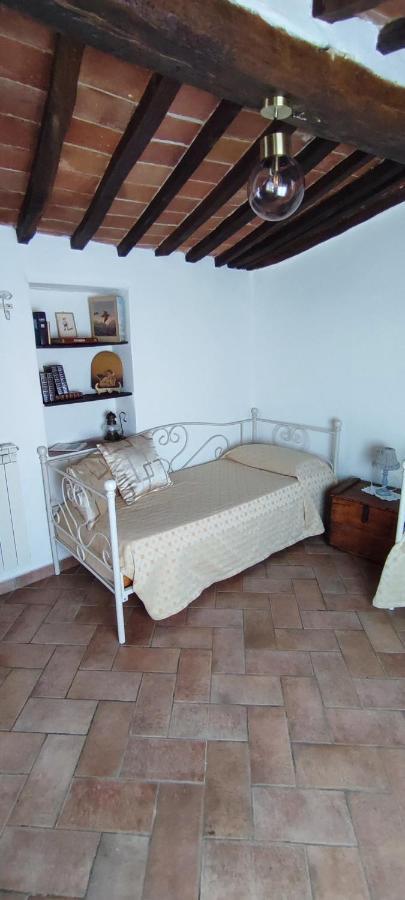 Villa La Casina di Nonna Lola Castiglione dʼOrcia Esterno foto